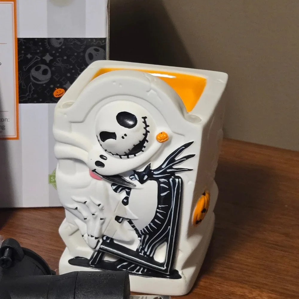 Scentsy Jack Skellington Pumpkin King Mini Warmer Nightmare Before Christmas Box